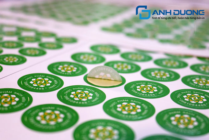 Decal trong: "Ngôi sao" của làng in ấn F&B