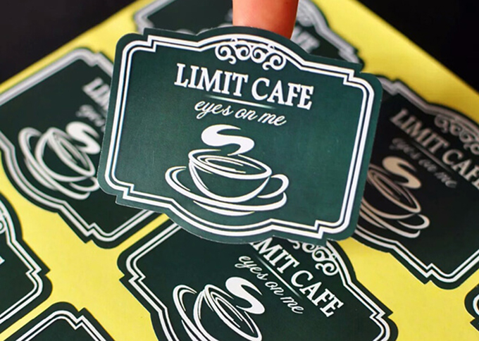 Phân Loại Chất Liệu In Tem Nhãn Phổ Biến Nhất Hiện Nay