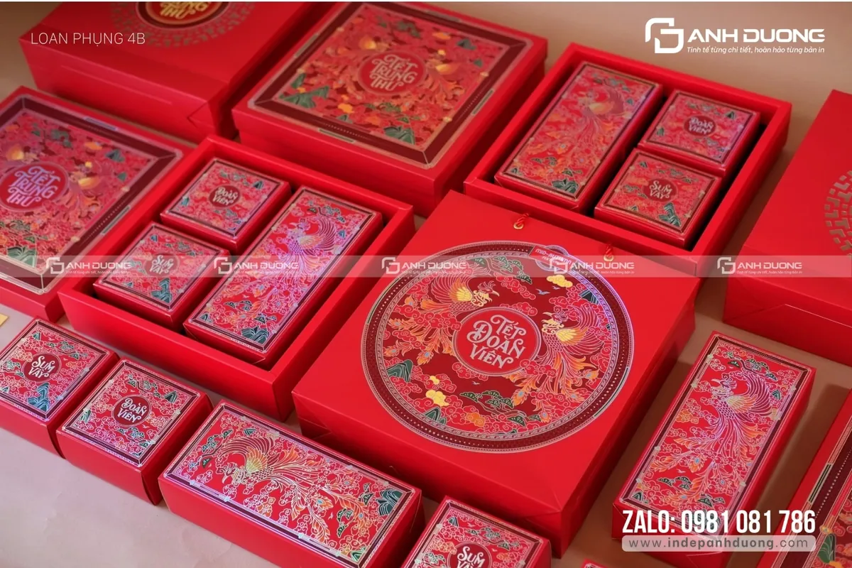Mẫu hộp đựng bánh kem với hoa văn trang nhã