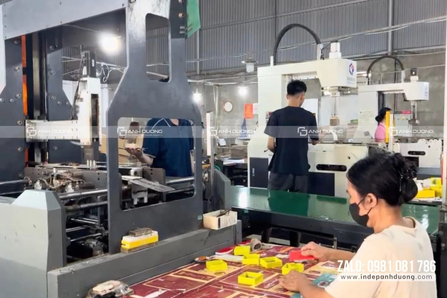 Gia Công Hộp Carton: Quy Trình, Hạng Mục & Cách Đặt Hàng 1 Xưởng gia công hộp carton theo yêu cầu