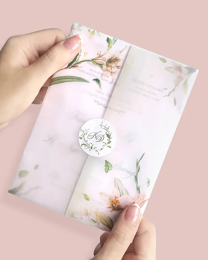 Bề mặt bán trong suốt của giấy can