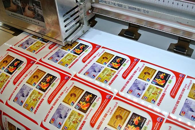 Phân loại và đặc điểm của decal trong